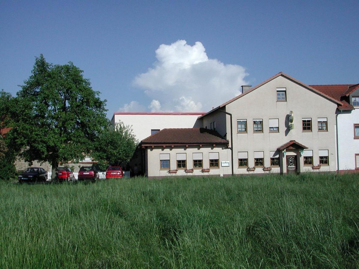 Gaestehaus Stephanie Ilbesheim Luaran gambar